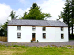 Sneem in Ring of Kerry, County Kerry, Ireland-South
